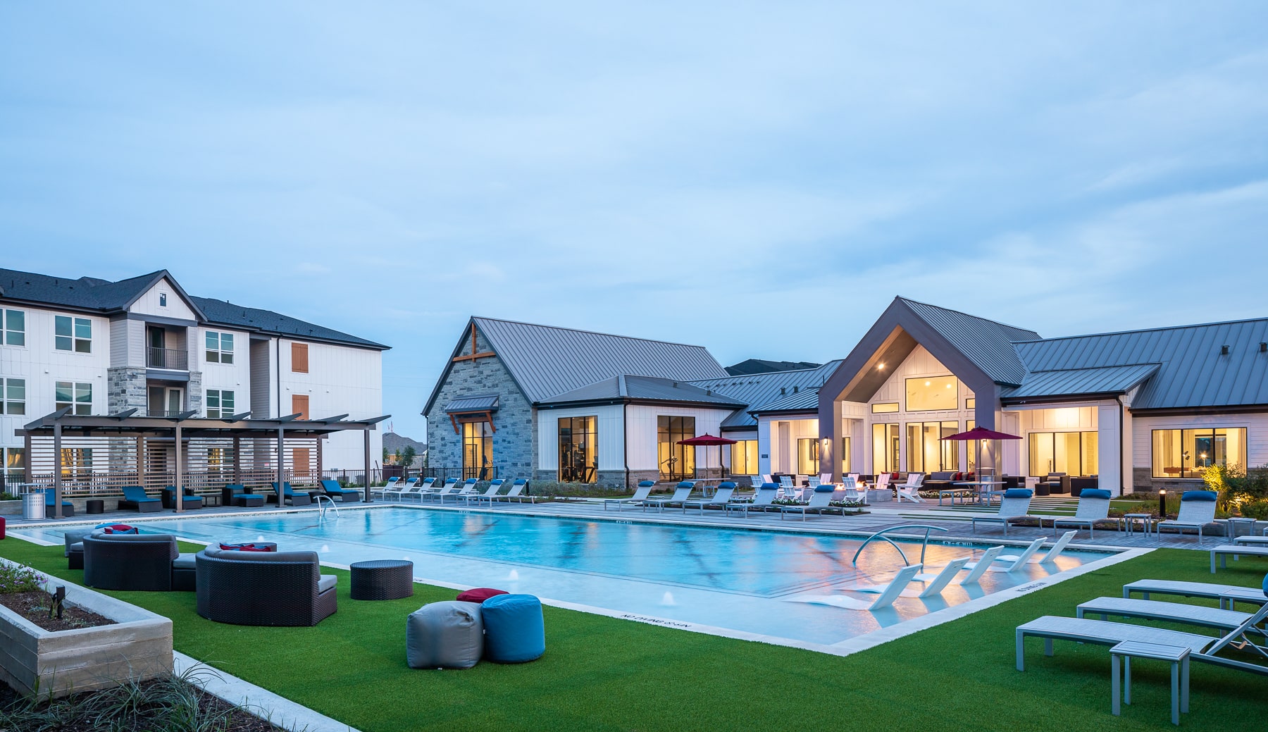 Pool at Broadstone Jordan Ranch in Brookshire, Texas